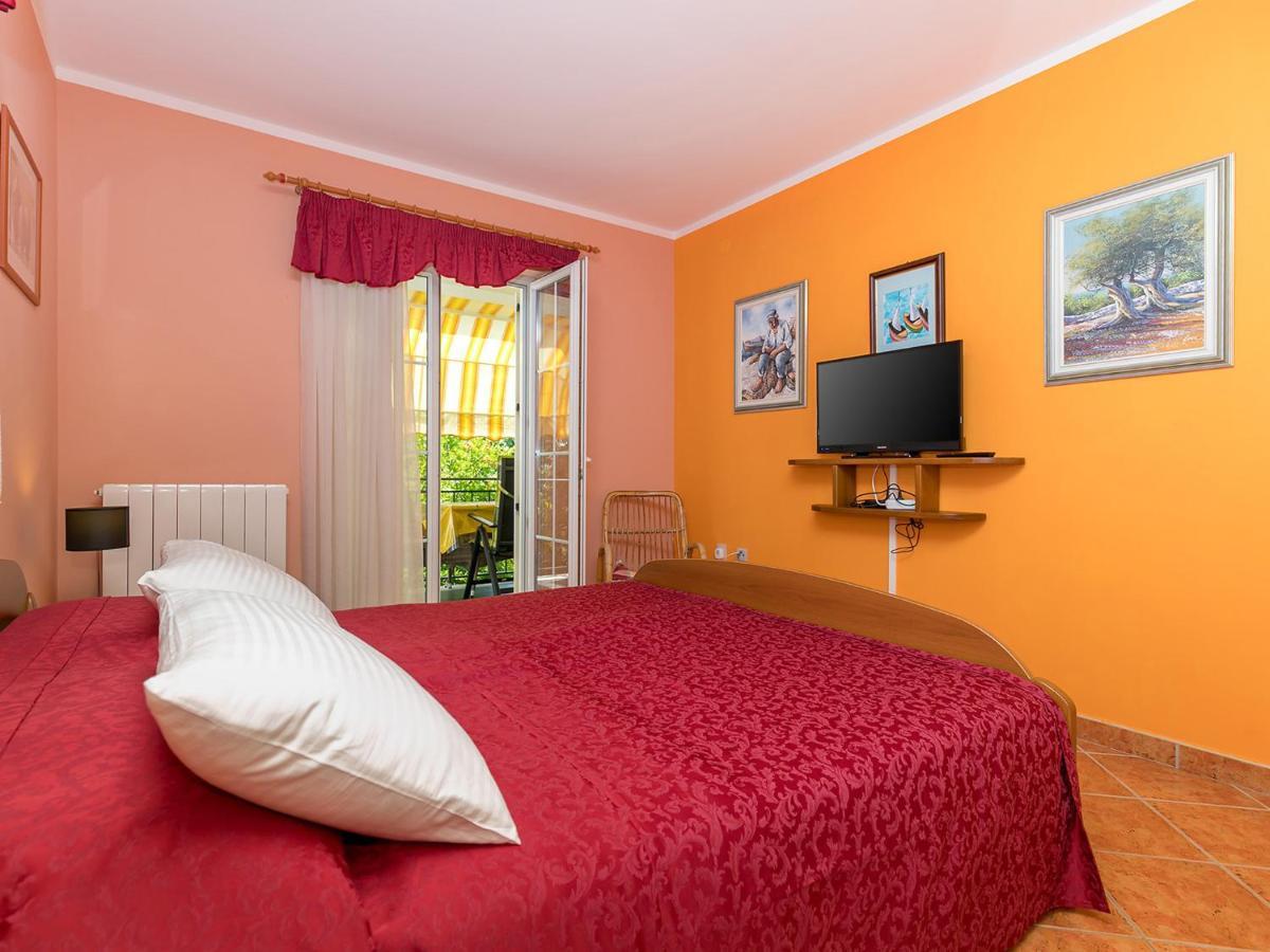 Residence Matilda Vrsar Ngoại thất bức ảnh