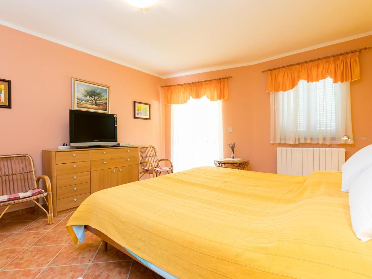 Residence Matilda Vrsar Ngoại thất bức ảnh